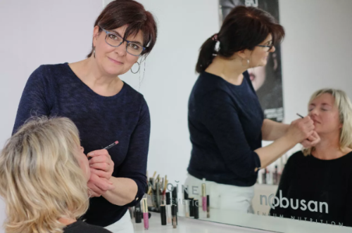 Michaela in der Behandlung Michaela in der Behandlung